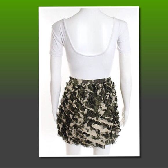 J. Crew Multi-Color Abstract Ruffled Skirt Sz 0 - Picture 3 of 6